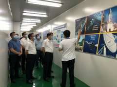 <b><font color='#0000FF'>东莞市委书记肖亚非一行参观考察郑州晟睿食品科技研发有限公司半导体</font></b>